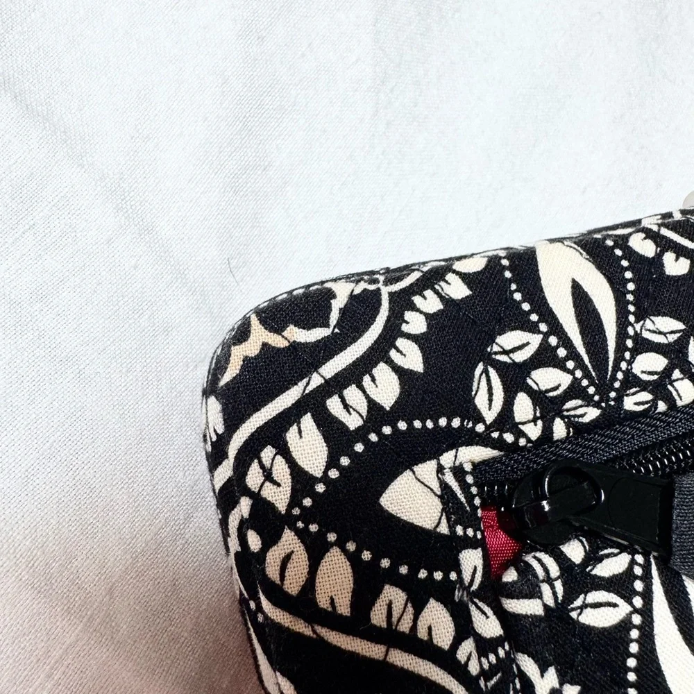 Vera Bradley Wallet - Picture 4 of 6